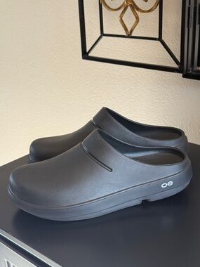 OOFOS Black Slip-On Clog - OOriginal Style